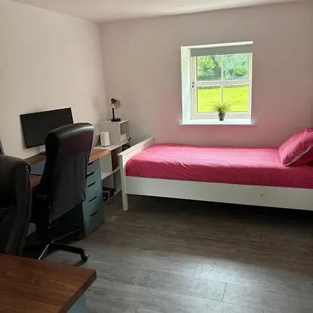 Tatil Evi Siochain Agus Ciuin Teach *